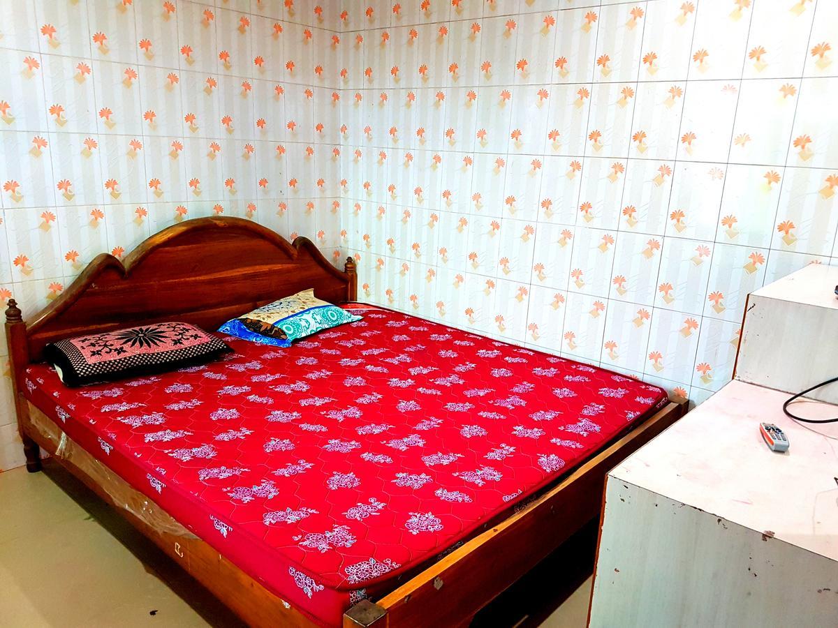 Hotel Swarg Пури Экстерьер фото